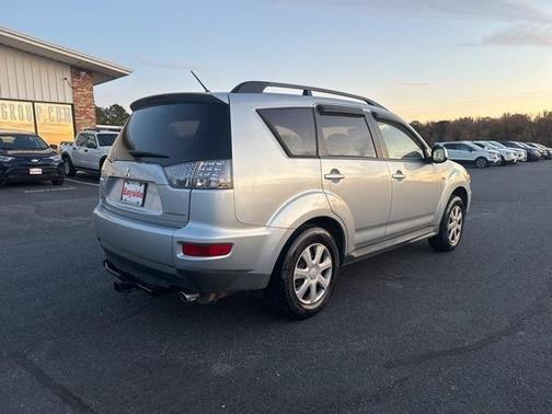 2012 Mitsubishi Outlander ES