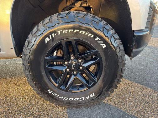 2020 Chevrolet Silverado 1500 Custom Trail Boss