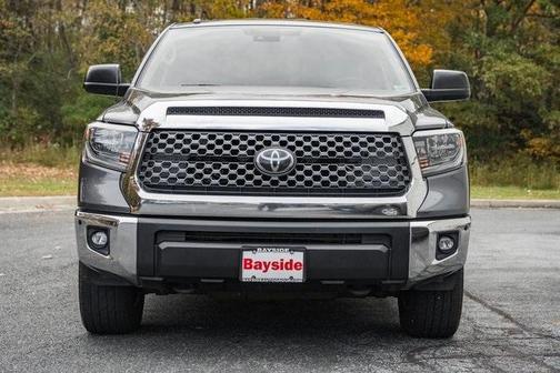 2018 Toyota Tundra SR5