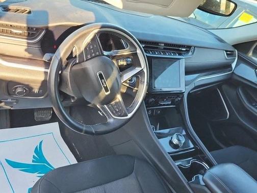 2021 Jeep Grand Cherokee L Laredo