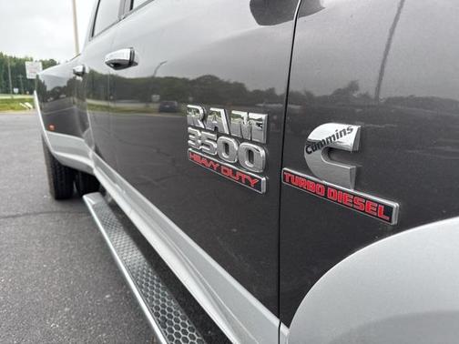 2017 RAM 3500 Laramie