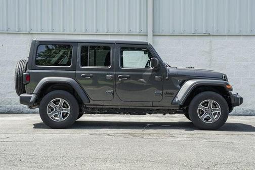 2022 Jeep Wrangler Unlimited Sport