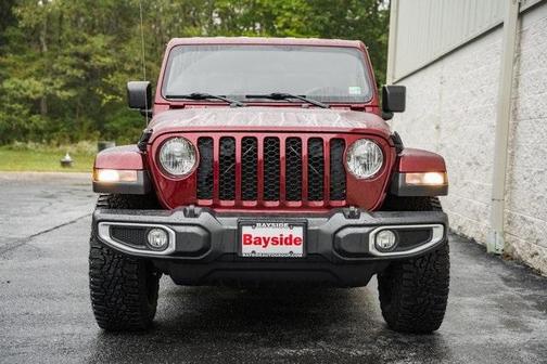 2022 Jeep Gladiator Sport