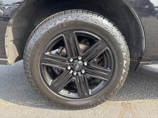 Black 2020 Ford Expedition XLT