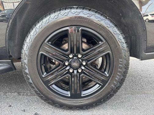 Black 2020 Ford Expedition XLT