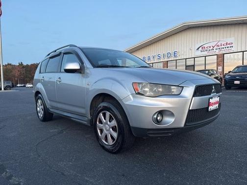 2012 Mitsubishi Outlander ES