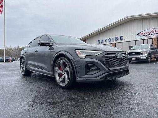 2024 Audi SQ8 e-tron Premium Plus