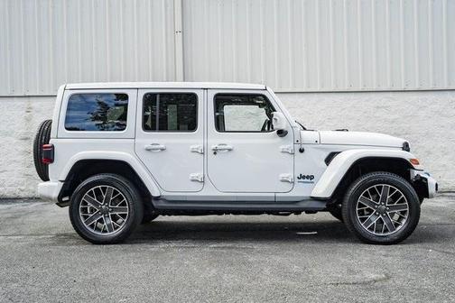 2022 Jeep Wrangler Unlimited 4xe Sahara