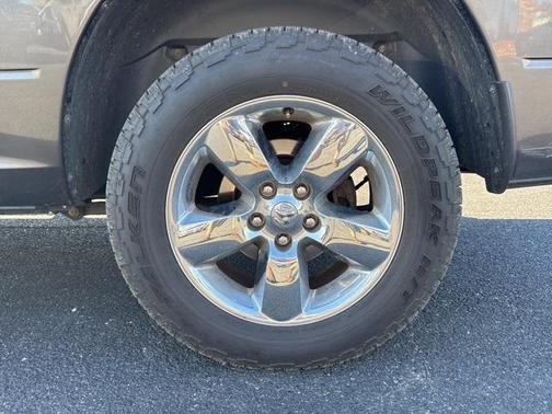 2016 RAM 1500 SLT