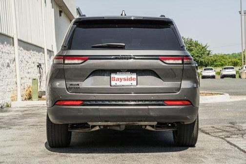 2024 Jeep Grand Cherokee Laredo