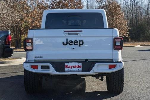 2022 Jeep Gladiator Overland