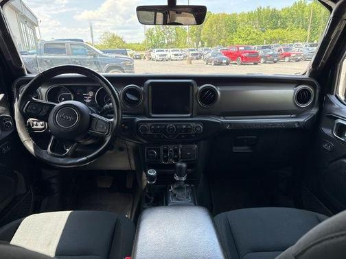 Black Clearcoat 2022 Jeep Wrangler Unlimited Sport