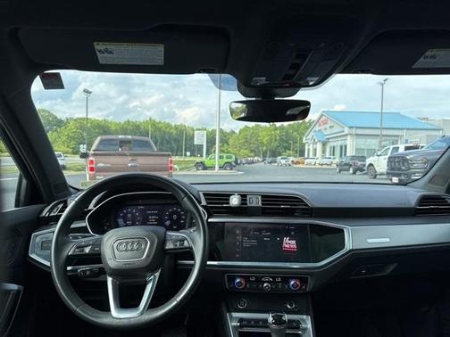 2021 Audi Q3 45 S line Premium