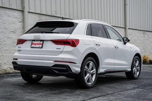 2021 Audi Q3 45 S line Premium