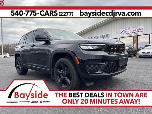 2025 Jeep Grand Cherokee Laredo