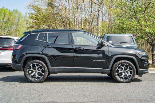 Diamond Black 2026 Jeep Compass Limited