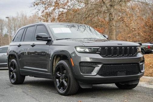2022 Jeep Grand Cherokee Altitude