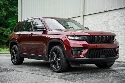 2023 Jeep Grand Cherokee Altitude