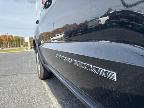 2018 Jeep Grand Cherokee Laredo