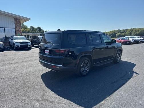 2022 Jeep Wagoneer Series III