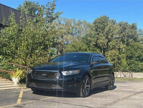 2016 Ford Taurus SEL