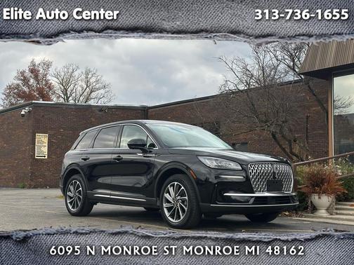 2023 Lincoln Corsair Standard