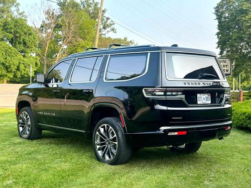 2022 Jeep Grand Wagoneer Series III 4x4