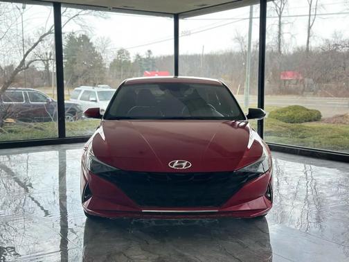 2021 Hyundai ELANTRA SEL