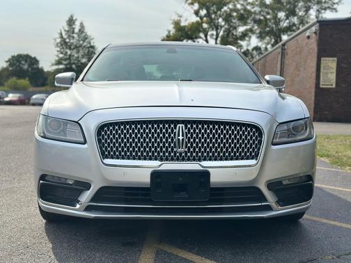 2017 Lincoln Continental Select