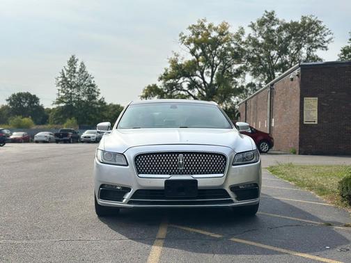 2017 Lincoln Continental Select