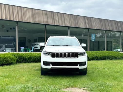 2022 Jeep Wagoneer Series II 4x4