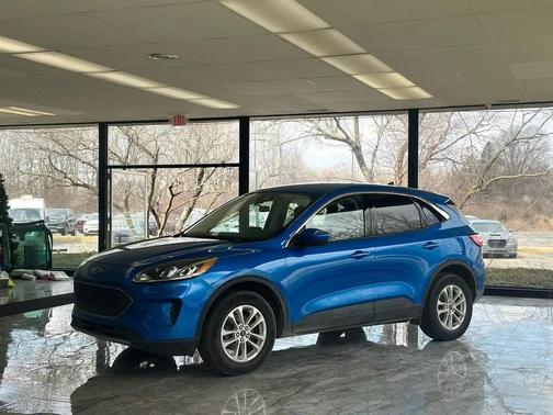 2021 Ford Escape SE