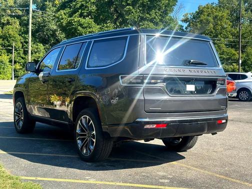 2022 Jeep Grand Wagoneer Series III 4x4