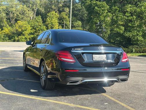 2019 Mercedes-Benz E-Class 4MATIC