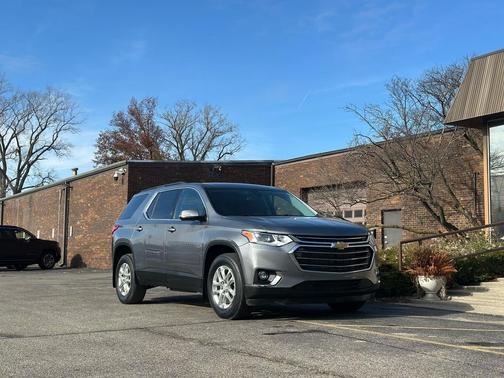 2021 Chevrolet Traverse LT Leather