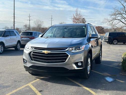 2021 Chevrolet Traverse LT Leather