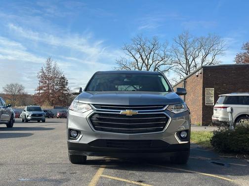 2021 Chevrolet Traverse LT Leather