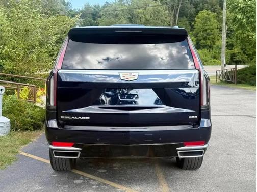 2022 Cadillac Escalade Premium Luxury