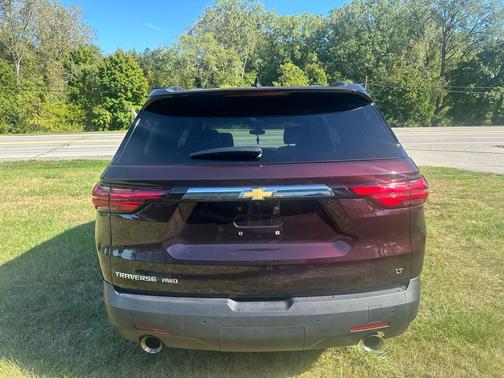 2022 Chevrolet Traverse LT Leather
