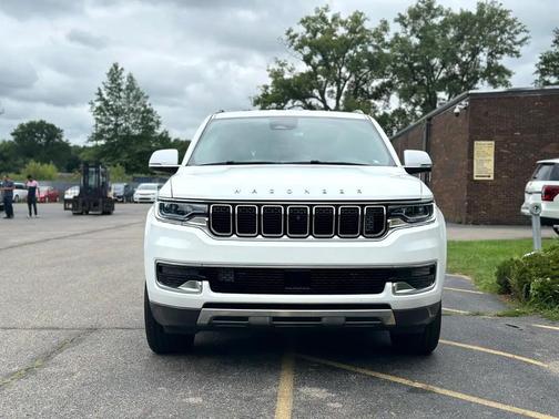 2022 Jeep Wagoneer Series III 4x4