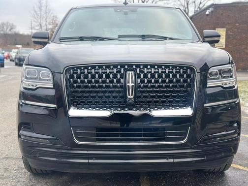 2024 Lincoln Navigator Reserve