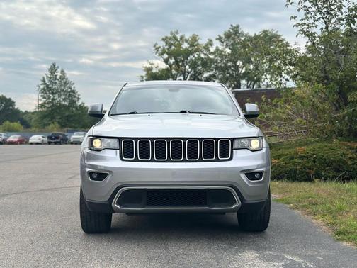 2017 Jeep Grand Cherokee Altitude