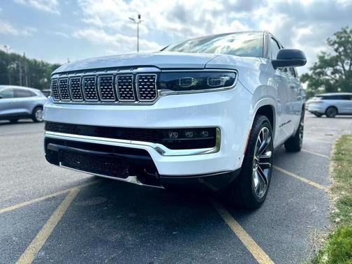 2024 Jeep Grand Wagoneer Series II 4x4