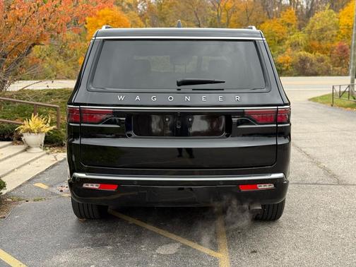 2025 Jeep Wagoneer Carbide 4x4