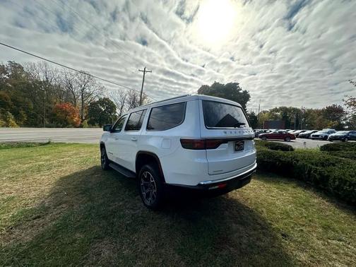 2023 Jeep Wagoneer Series III 4x4