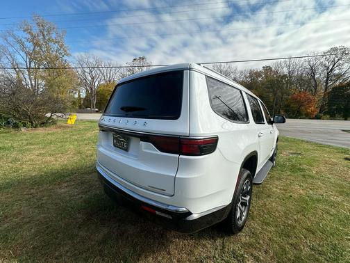 2023 Jeep Wagoneer Series III 4x4