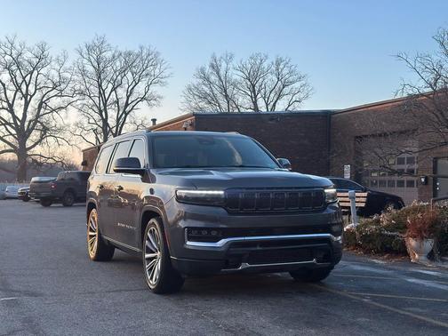 2022 Jeep Grand Wagoneer Series II 4x4