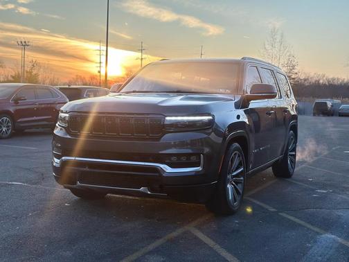 2022 Jeep Grand Wagoneer Series II 4x4