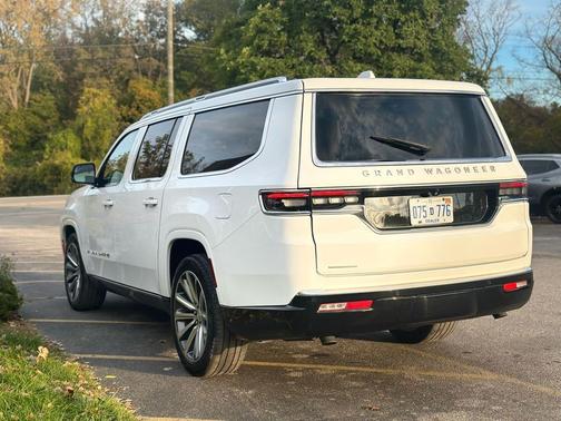 2023 Jeep Grand Wagoneer L 4x4