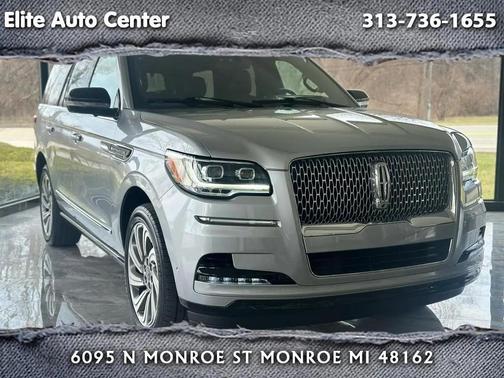 Silver 2022 Lincoln Navigator Reserve
